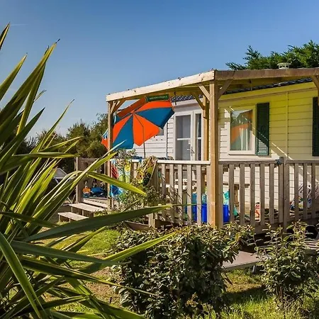 Domaine De Brehadour - Maeva Campsite Guerande